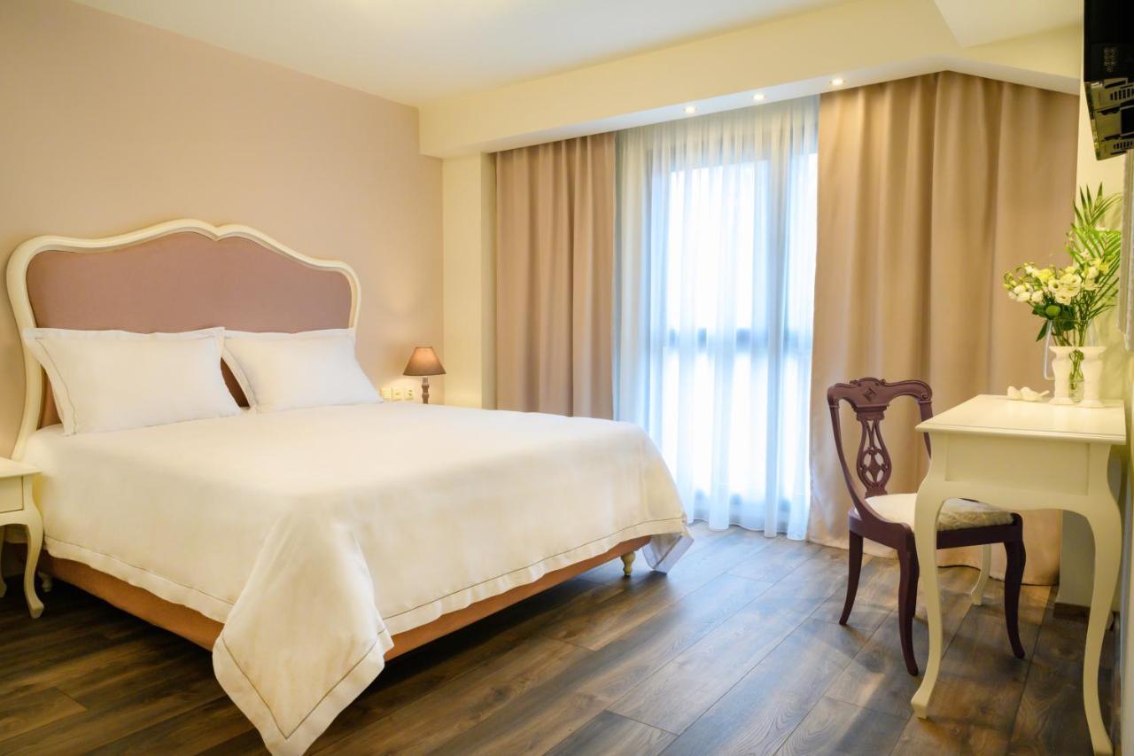 Emerald Suites Florina Buitenkant foto