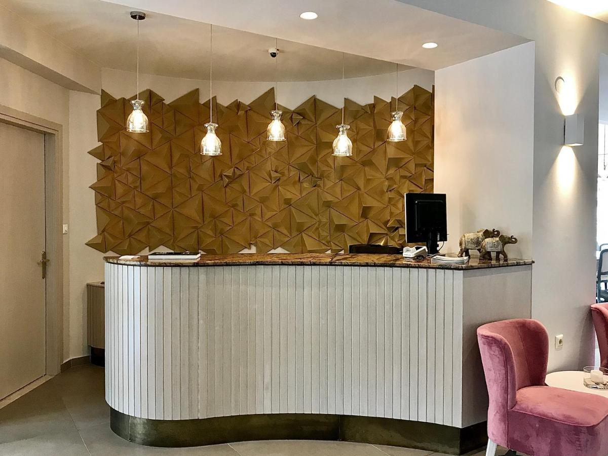Emerald Suites Florina Buitenkant foto